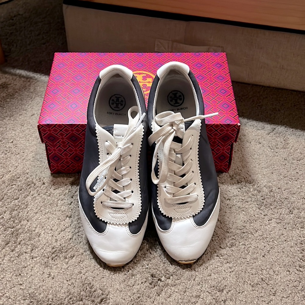 Tory Burch golf shoes - Navy & White